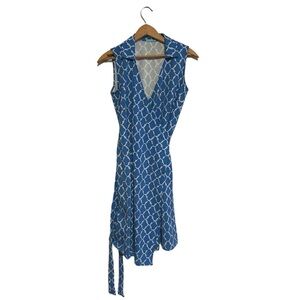 J. McLaughlin Wrap Sleeveless Dress Geometric Print Size XS Blue